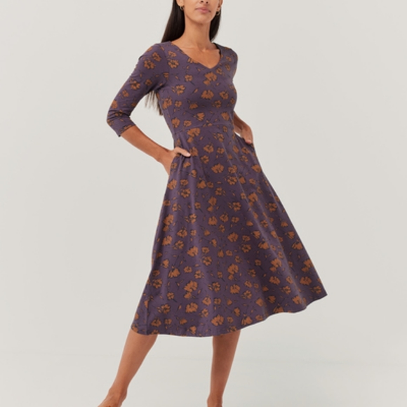 Pact Dresses & Skirts - NWT PACT womens brush floral currant fit and flare midi party dress size small
